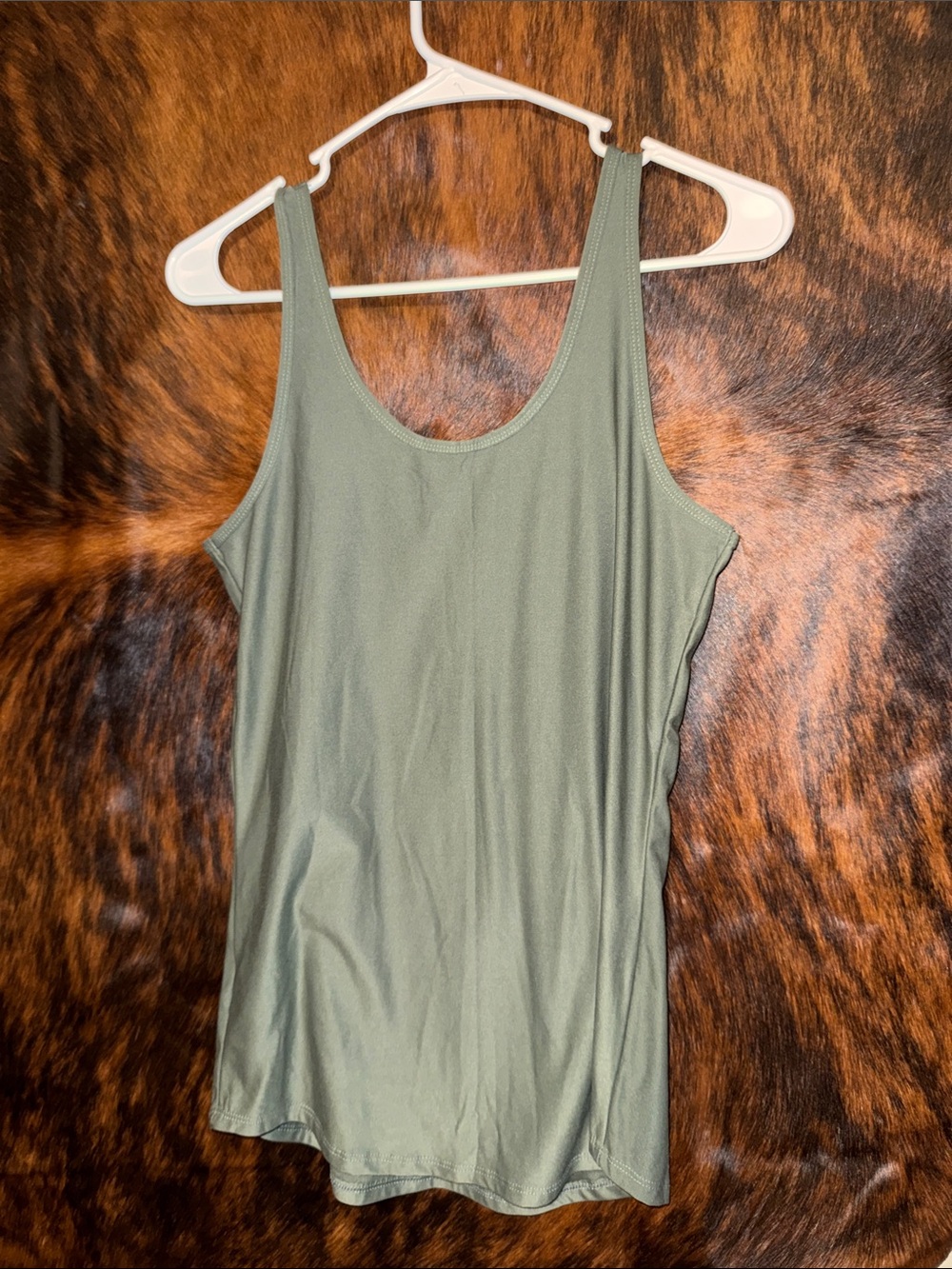 Bull Skull Tank - Picture 3 of 3